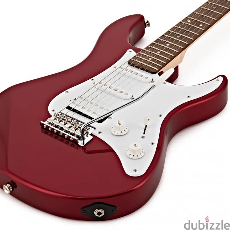 Yamaha Pacifica 012 Electric Guitar 2