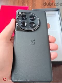 OnePlus 12