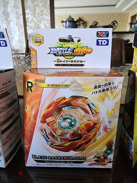 Beyblade set - Takara Tomy Original 5