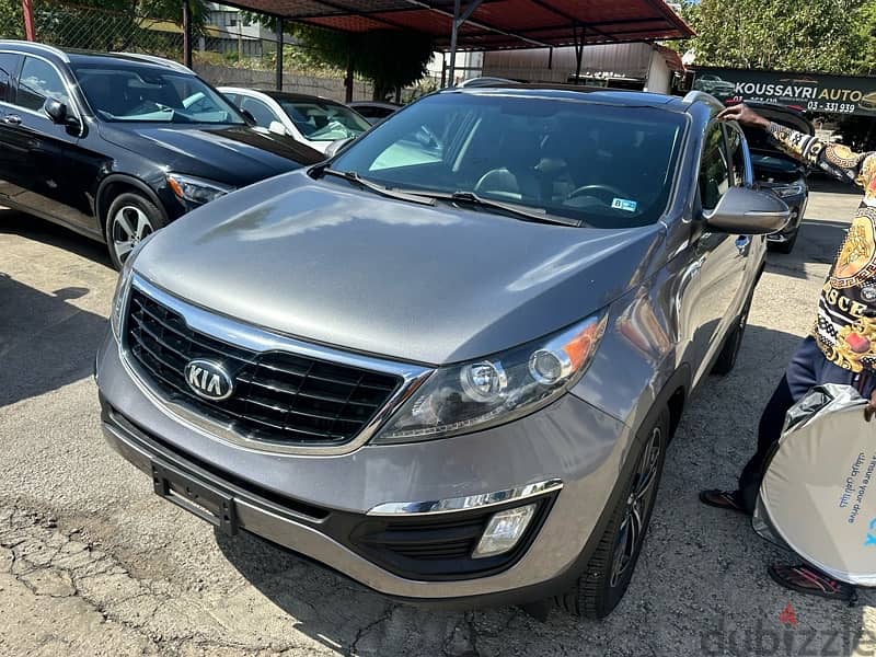 Kia Sportage 2016 Sx GDI like new 4