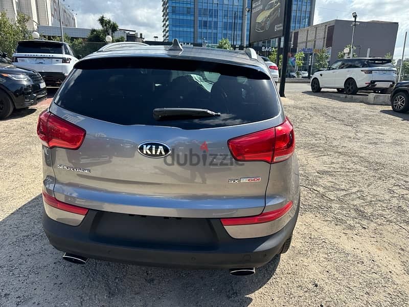 Kia Sportage 2016 Sx GDI like new 14