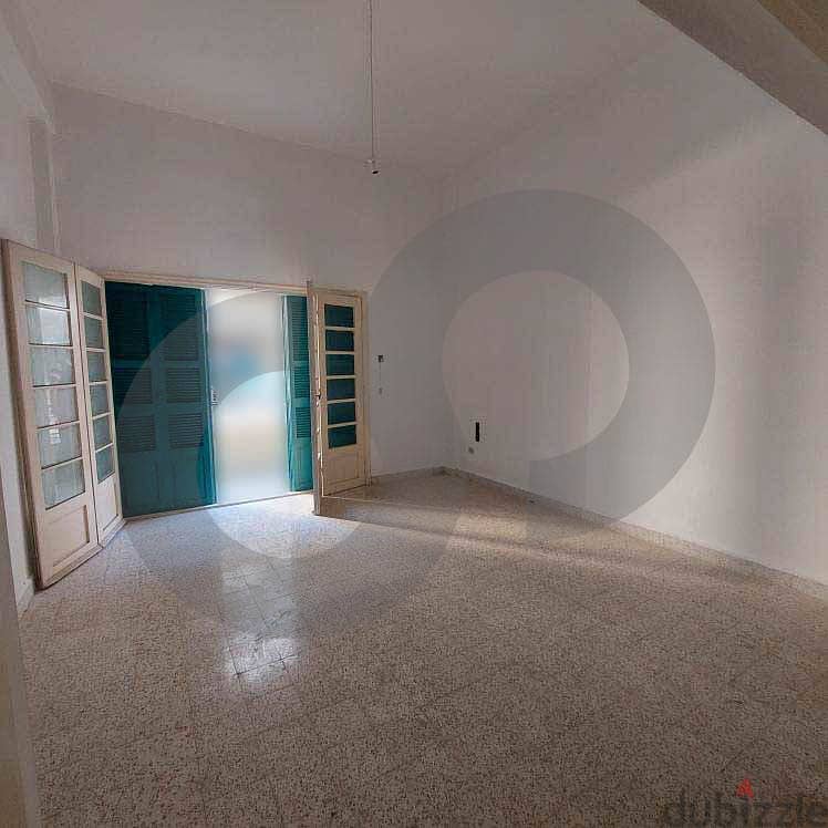 apartment In Ras Al Nabeh - Beirut FOR RENT REF#CA109437 2