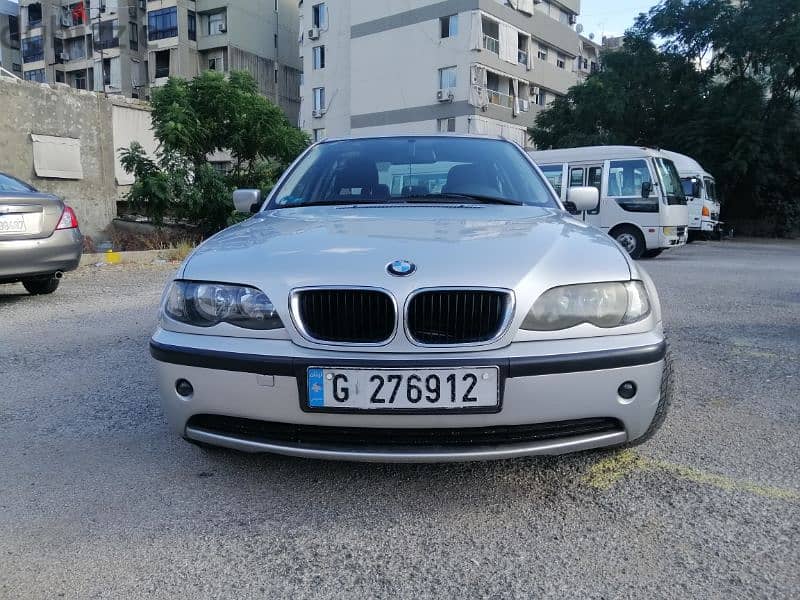 BMW 3-Series 2005 10