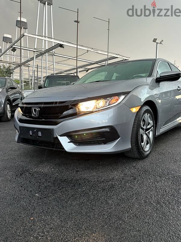 Honda Civic 2019 7