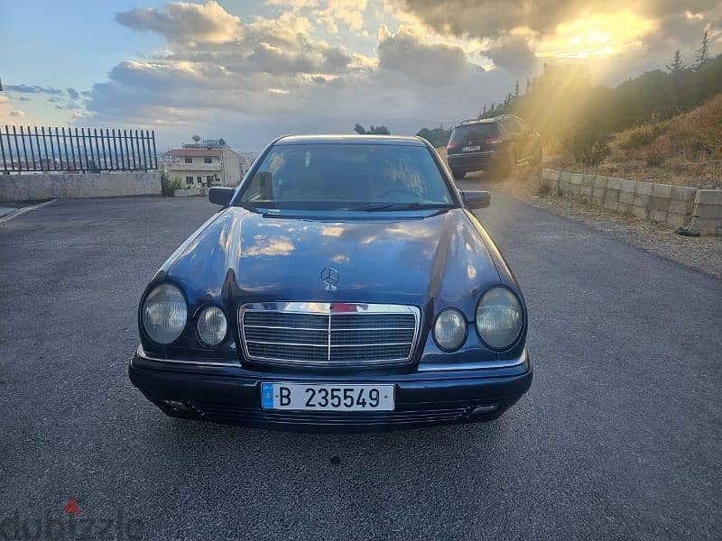 Mercedes-Benz E-Class 1998 4