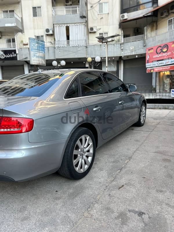 Audi A4 2010 4