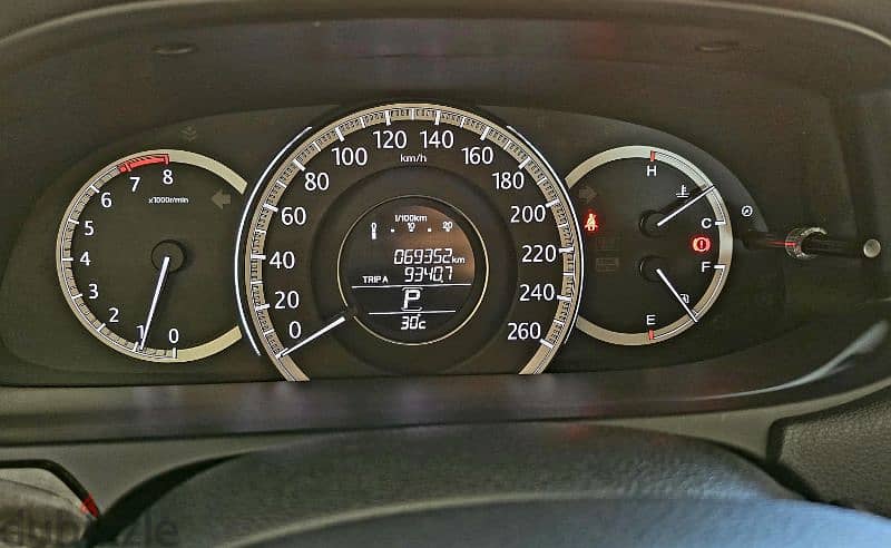 Honda Accord Premium Package 60000km!! 9