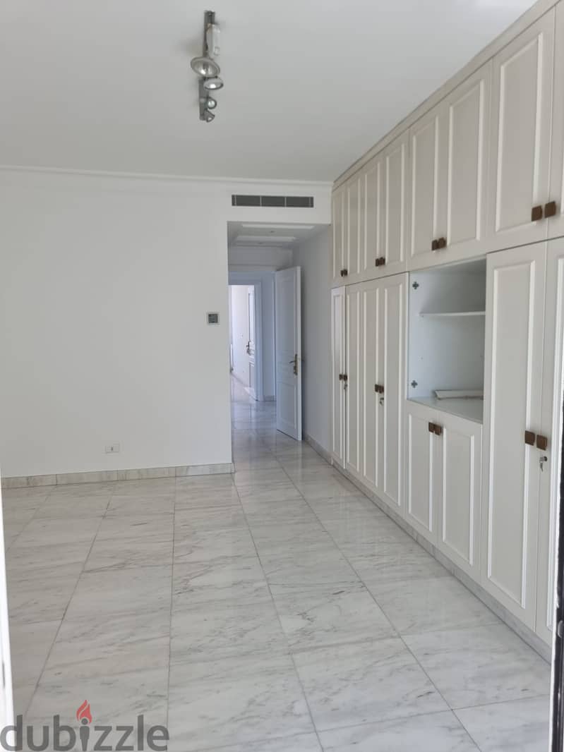 450 SQM Apartment For Sale In Achrafieh شقة للبيع في الاشرفية #JZ99924 5