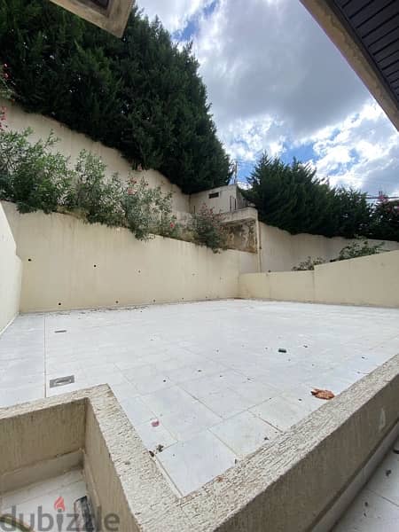 Spacious apartment + terrace for Rent or Biyada 0