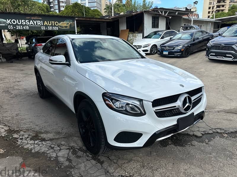 Mercedes-Benz GLC-Class 2017 clean car fax cuop 2