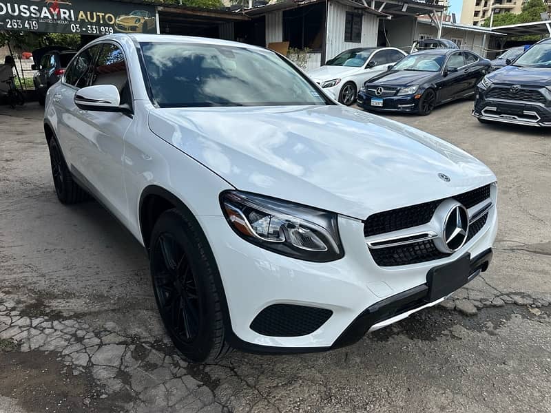 Mercedes-Benz GLC-Class 2017 clean car fax cuop 4