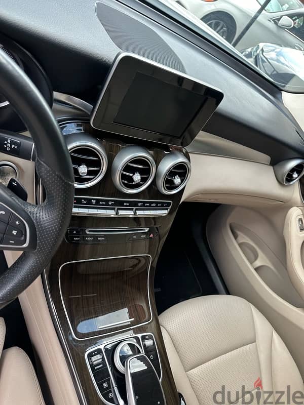 Mercedes-Benz GLC-Class 2017 clean car fax cuop 12