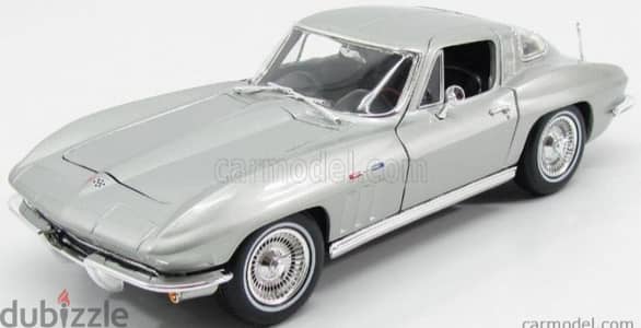 1965 Chevrolet Corvette diecast car model 1;18.