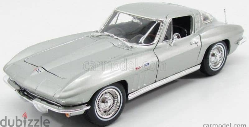 1965 Chevrolet Corvette diecast car model 1;18. 0