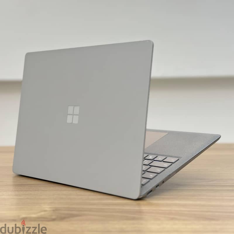 MICROSOFT SURFACE 2 CORE i5-8350U 13.5" PIXEL SENSE TOUCH LAPTOP 4