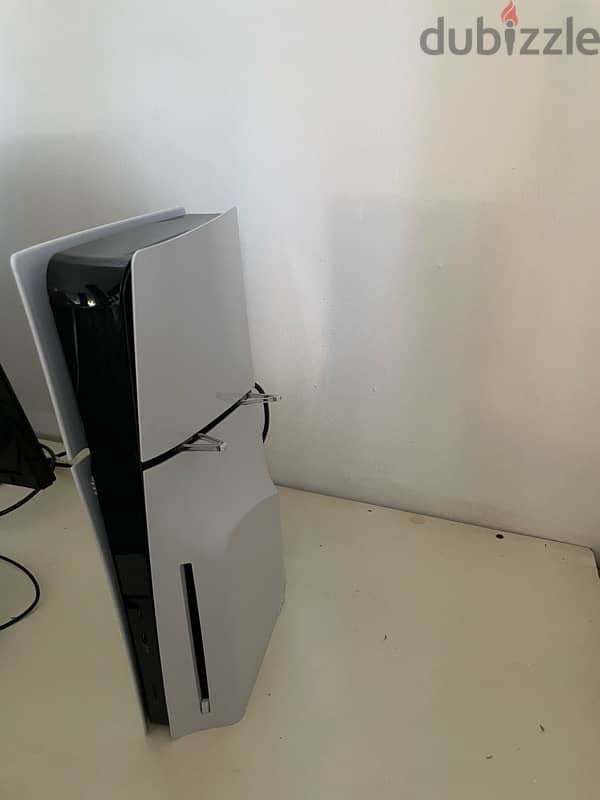 ps5 slim 1tb like new 2