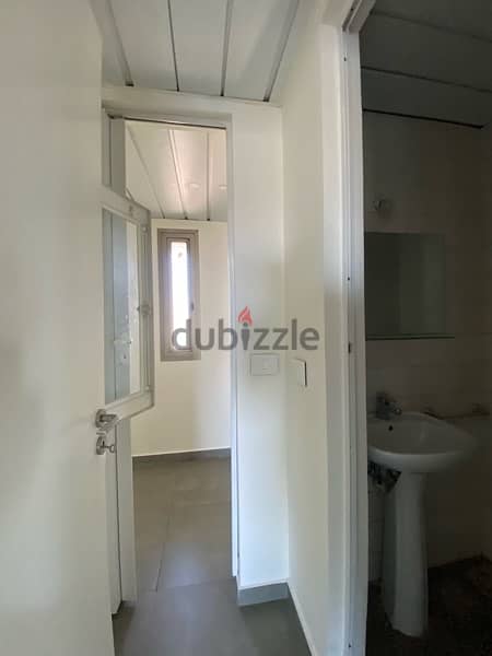 Spacious apartment W/ Open views  in Achrafieh, prime location. 4