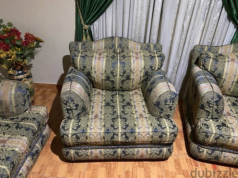 Living room set used very good quality 4