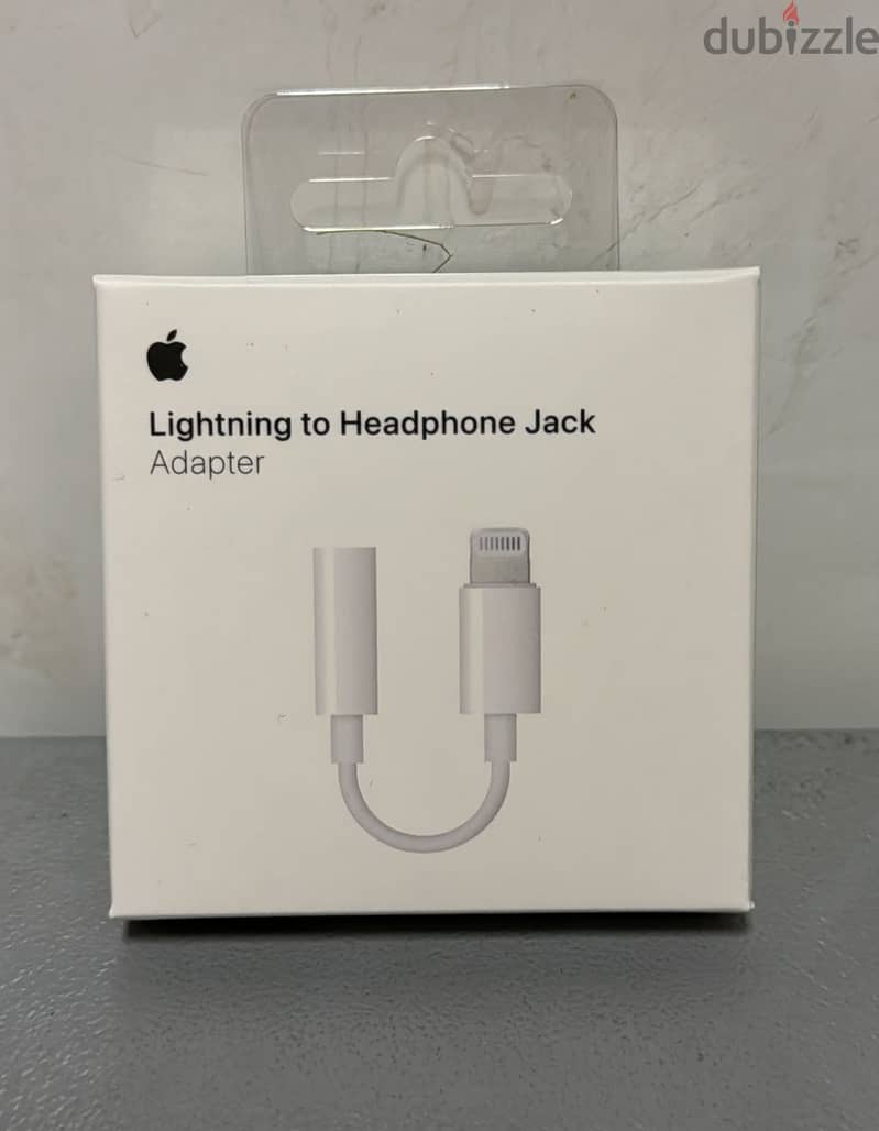 Apple lightning to headphone jack adapter Exclusive & good offer 0