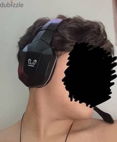 VERY CHEAP GOOD QUALITY AND VERY COMFY GAMING HEADSET ONLY 35$ !!