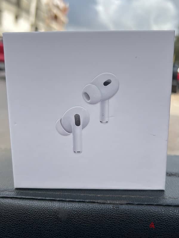 Apple airpods pro 2 (2nd generation) new and seald 0