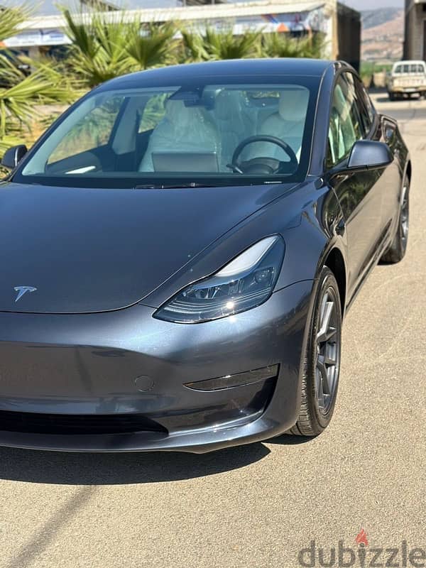 Tesla Model 3 2023 1