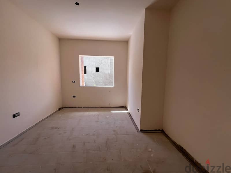 Apartment with Garden For Sale in Baabdat شقة مع حديقة للبيع في بعبدات 9