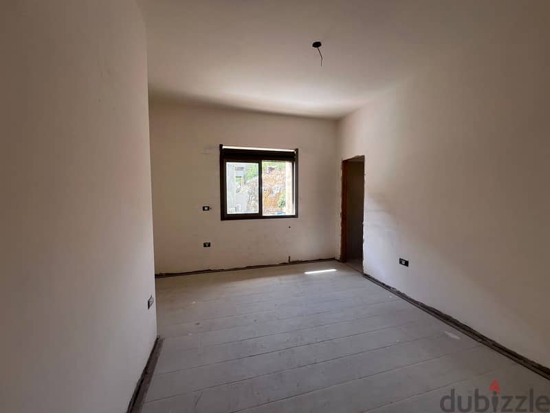 Apartment with Garden For Sale in Baabdat شقة مع حديقة للبيع في بعبدات 10