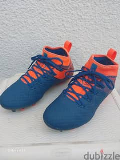 pro football shoes 0