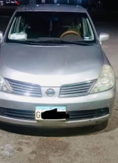 Nissan Tiida 2007