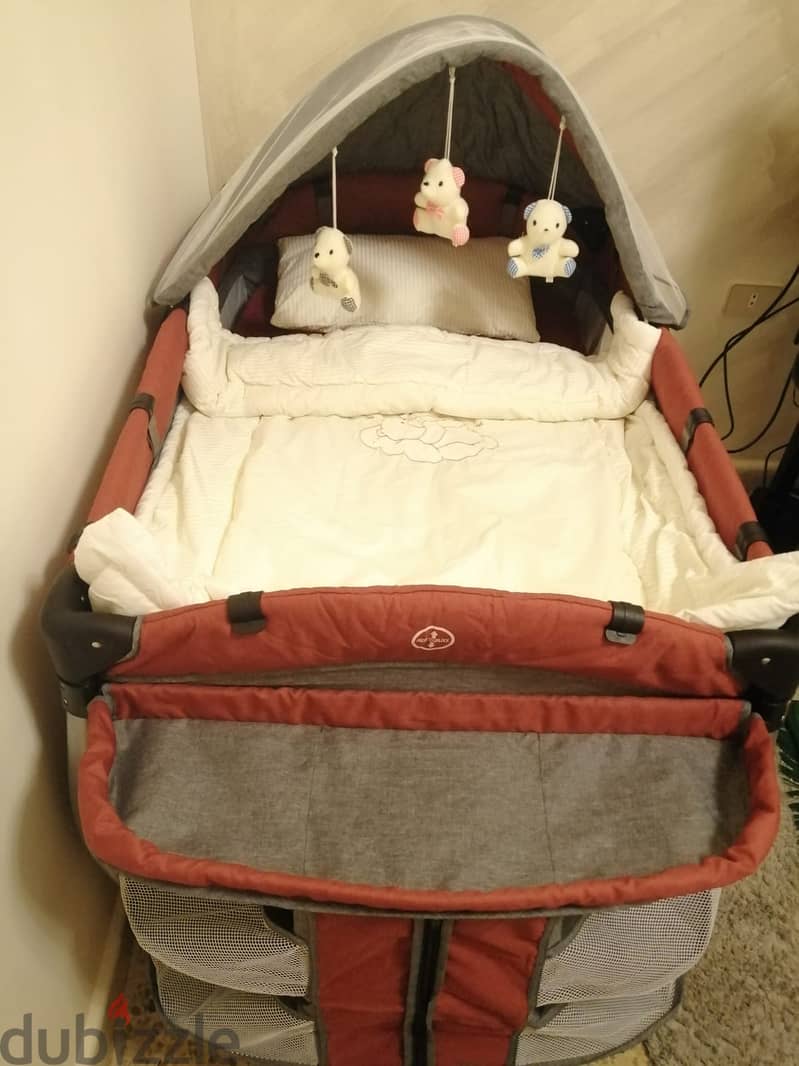 Baby crib (Family) / Newborn Carseat (Optimal) / Baby Walker 1