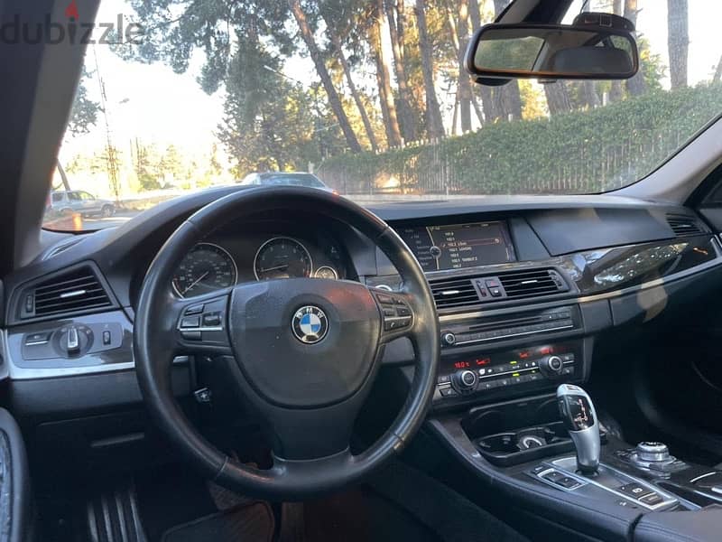 BMW 5-Series 2012 5