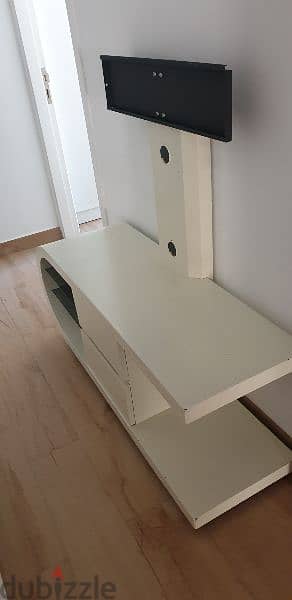 tv unit 1