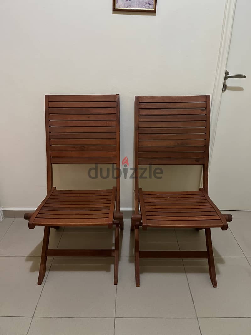 Wooden foldable chairs x2 0