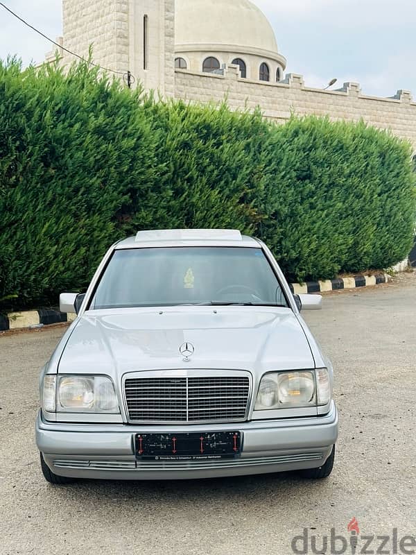 Mercedes-Benz E-Class 1994 3