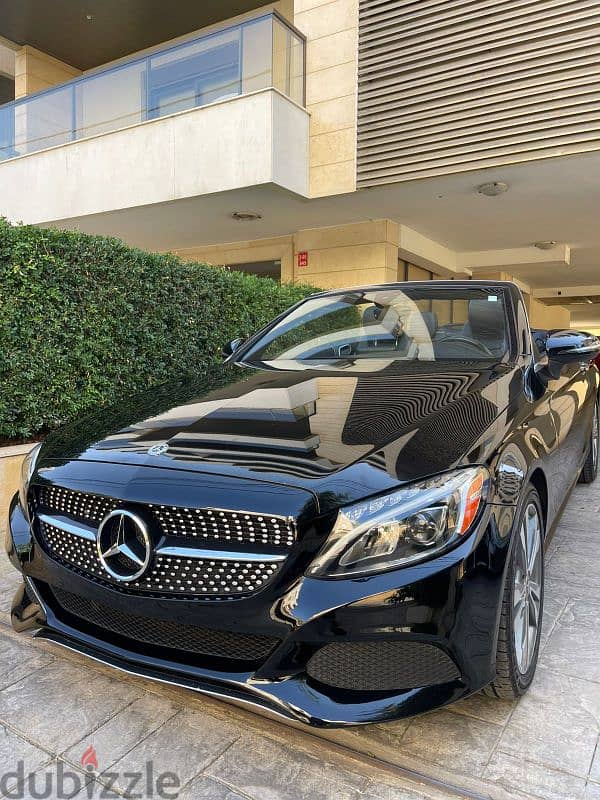 Mercedes-Benz C300 4matic 2018 convertible very clean 0