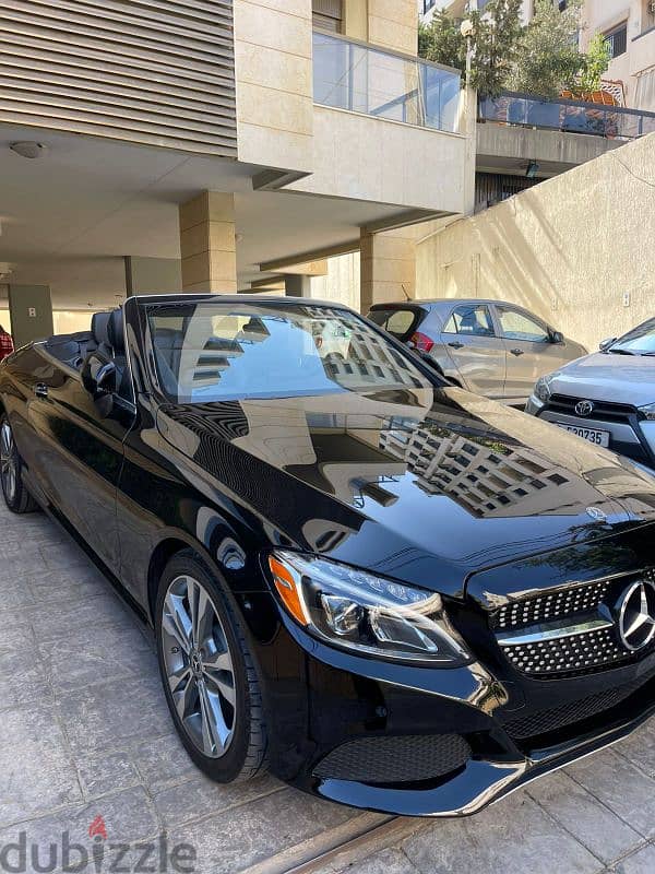 Mercedes-Benz C300 4matic 2018 convertible very clean 3