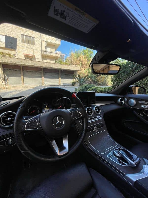 Mercedes-Benz C300 4matic 2018 convertible very clean 10