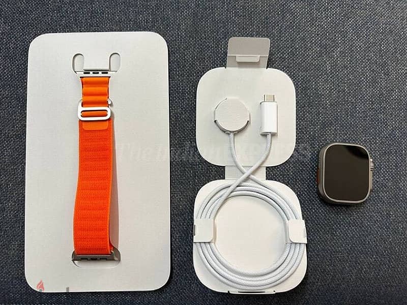 Apple Watch ultra orange 2