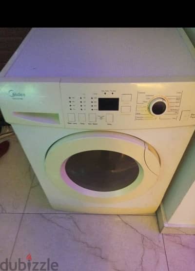 غسالة washing machine