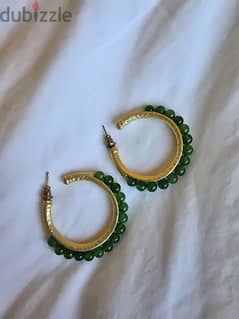 emerald green hoop earrings 0