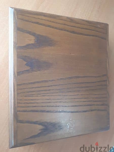 Heavy wood tea box 1