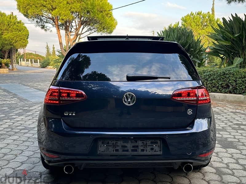 Volkswagen GTI 2014 4