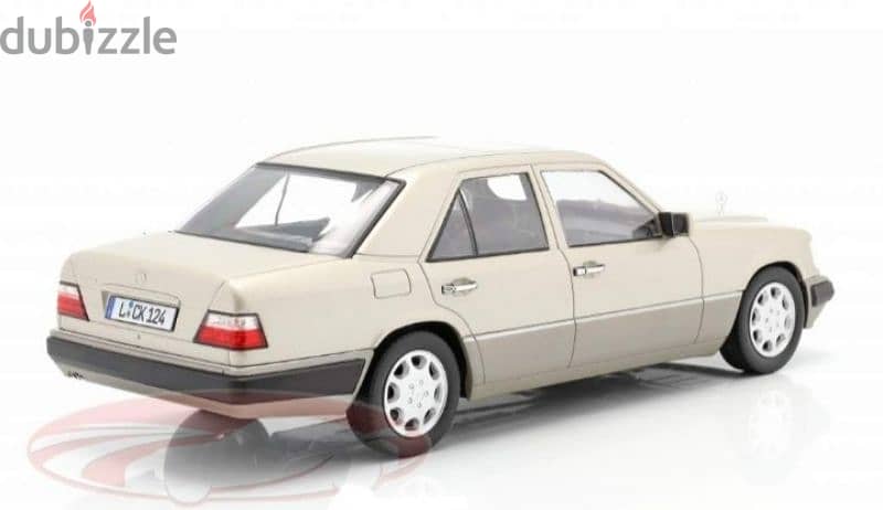 Mercedes E class W124 diecast car model 1;18. 3