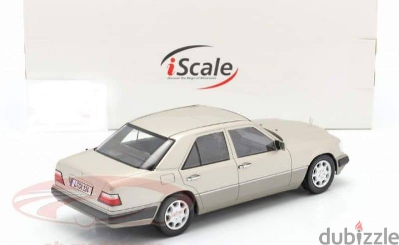 Mercedes E class W124 diecast car model 1;18. 4