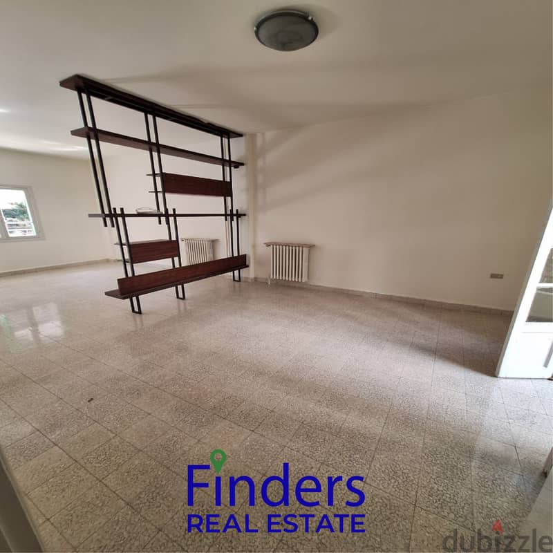 Apartment for rent in Achrafieh! شقة للإيجار في الأشرفية 1