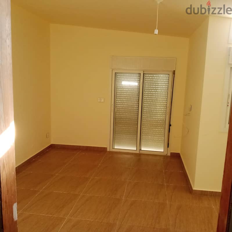 MONTHLY RENTAL IN BROUMANA PRIME WITH TERRACE  (380SQ) 5