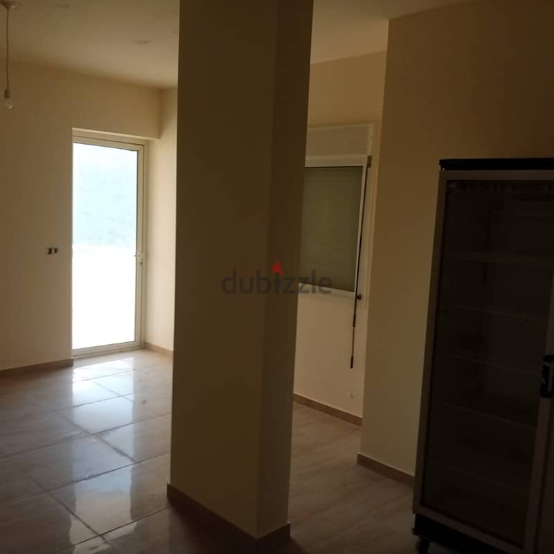 MONTHLY RENTAL IN BROUMANA PRIME WITH TERRACE  (380SQ) 6