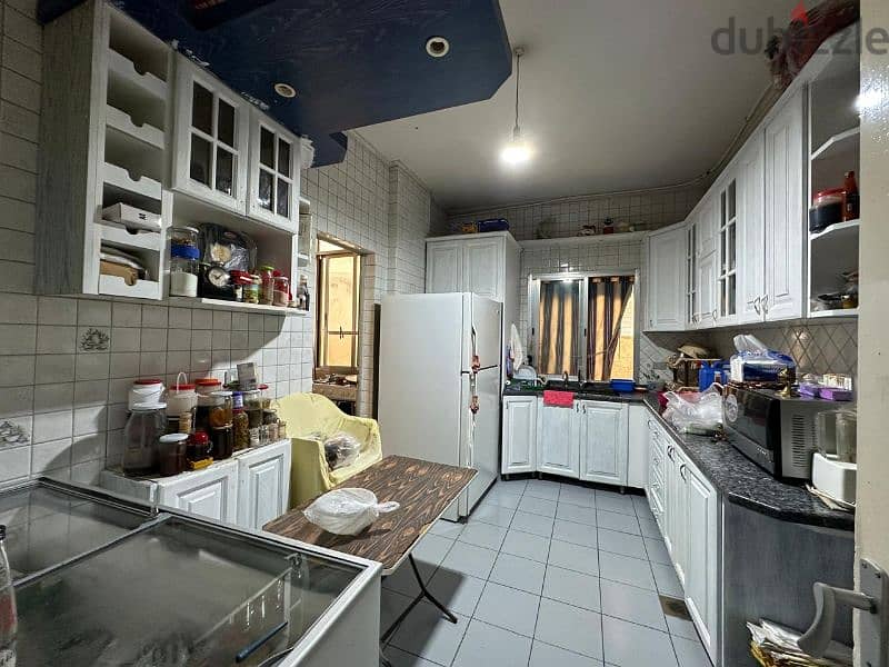 Spacious I 185 SQM Apartment in Sabtieh . 4