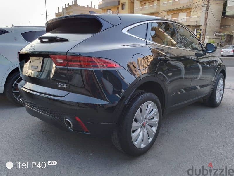 Jaguar E-Pace 2017 12